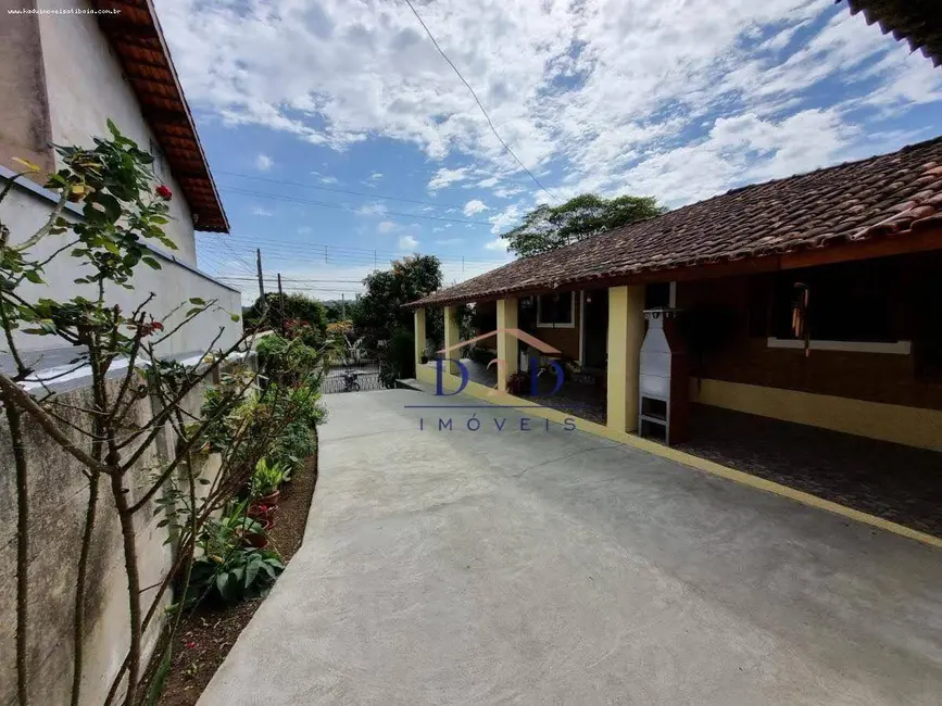 Foto 2 de Casa com 4 quartos à venda, 360m2 em Jardim dos Pinheiros, Atibaia - SP