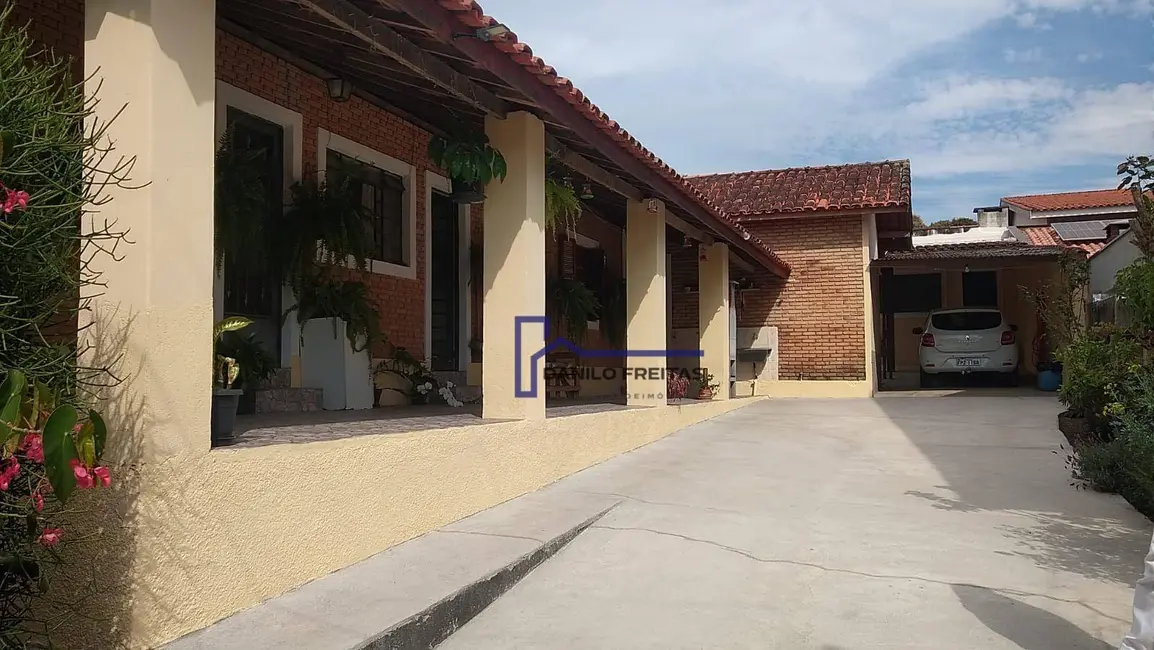Foto 1 de Casa com 4 quartos à venda, 360m2 em Jardim dos Pinheiros, Atibaia - SP