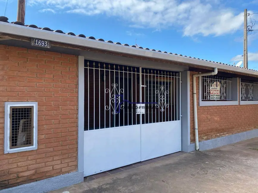 Foto 1 de Casa com 3 quartos à venda, 300m2 em Jardim das Cerejeiras, Atibaia - SP