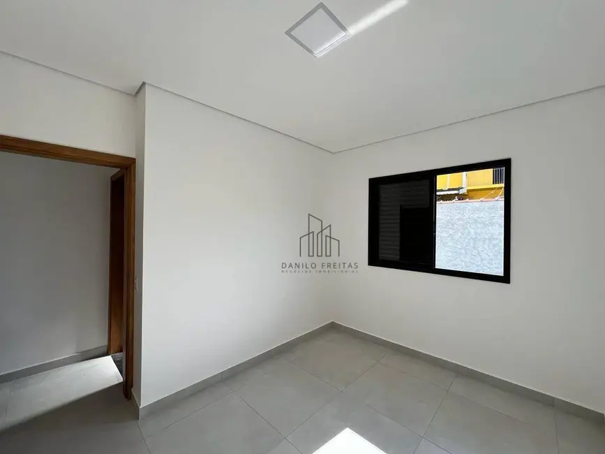 Foto 2 de Casa com 3 quartos à venda, 150m2 em Jardim Maristela, Atibaia - SP