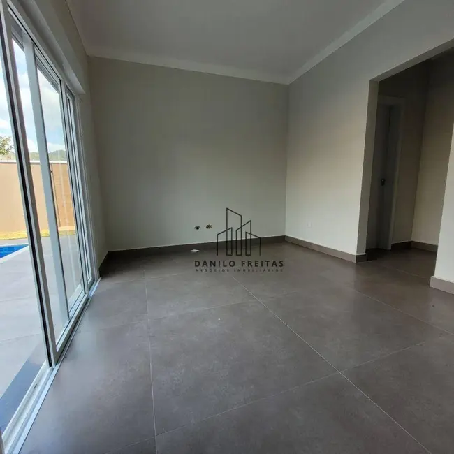 Foto 3 de Casa de Condomínio com 3 quartos à venda, 360m2 em Jardim dos Pinheiros, Atibaia - SP