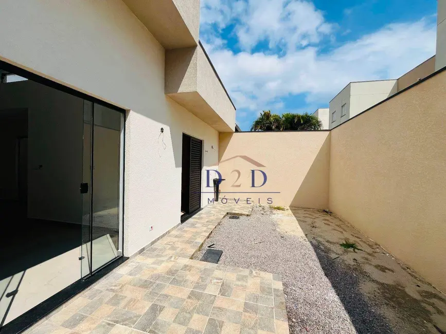 Casa com 3 quartos à venda, 176m2 em Nova Cerejeira, Atibaia - SP - imagem 3 Foto 3 de Casa com 3 quartos à venda, 176m2 em Nova Cerejeira, Atibaia - SP