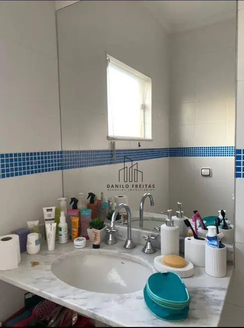 Casa com 2 quartos à venda, 150m2 em Jardim das Cerejeiras, Atibaia - SP - imagem 5 Foto 5 de Casa com 2 quartos à venda, 150m2 em Jardim das Cerejeiras, Atibaia - SP