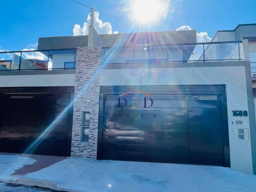 Foto 1 de Casa com 3 quartos à venda, 150m2 em Jardim dos Pinheiros, Atibaia - SP