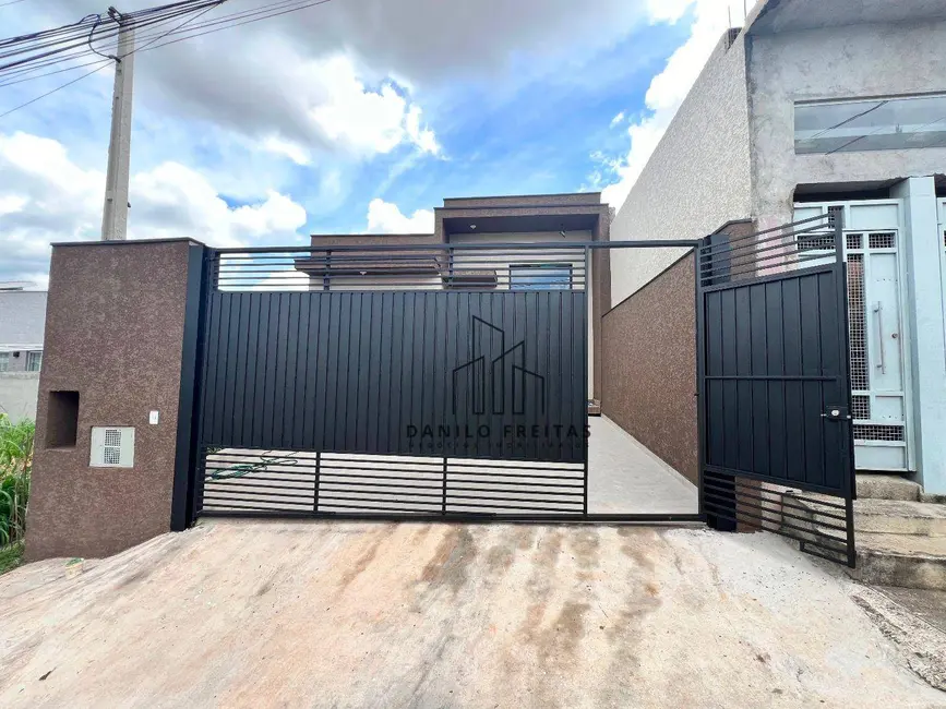 Foto 3 de Casa com 3 quartos à venda, 175m2 em Atibaia - SP