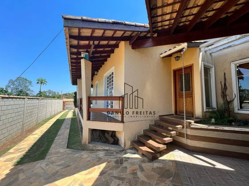 Foto 1 de Casa de Condomínio com 3 quartos à venda, 1000m2 em Vila Dom Pedro, Atibaia - SP