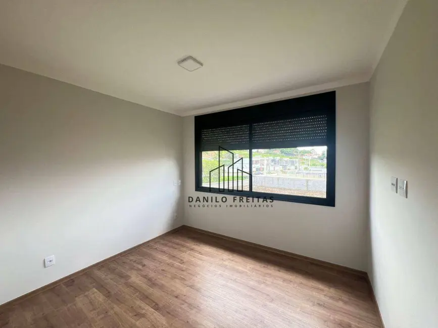 Foto 8 de Casa com 3 quartos à venda, 250m2 em Jardim Paulista, Atibaia - SP