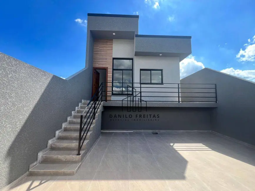 Casa com 3 quartos à venda, 186m2 em Atibaia - SP - imagem 1 Foto 1 de Casa com 3 quartos à venda, 186m2 em Atibaia - SP