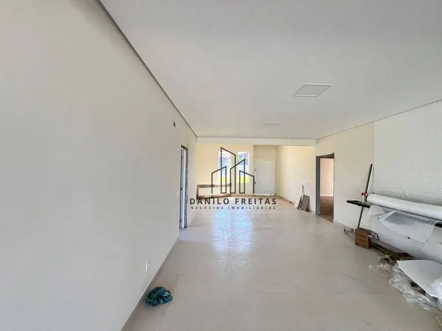 Foto 9 de Casa de Condomínio com 3 quartos à venda, 510m2 em Jardim Shangri-Lá, Atibaia - SP