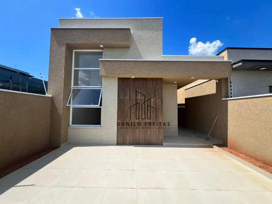 Foto 1 de Casa com 2 quartos à venda, 186m2 em Atibaia - SP