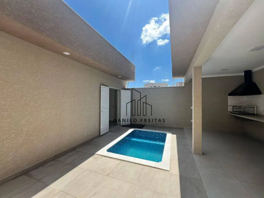 Foto 6 de Casa com 2 quartos à venda, 186m2 em Atibaia - SP