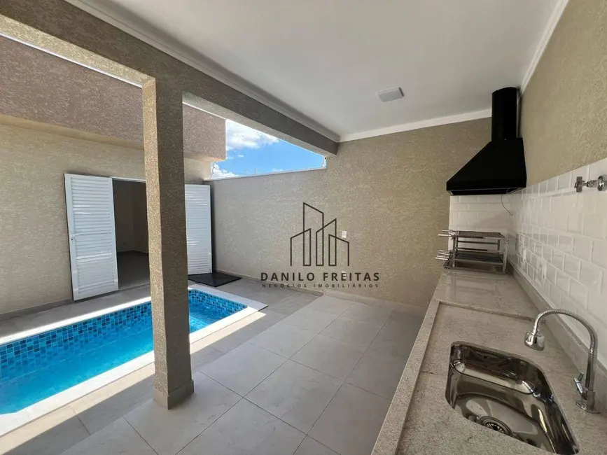 Foto 4 de Casa com 2 quartos à venda, 186m2 em Atibaia - SP