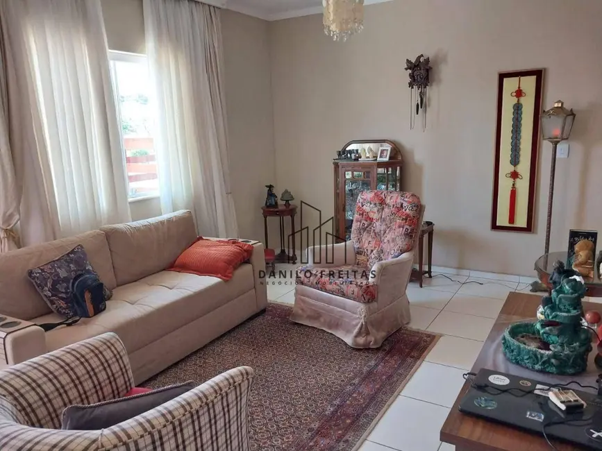 Casa com 3 quartos à venda, 152m2 em Jardim Paulista, Atibaia - SP - imagem 3 Foto 3 de Casa com 3 quartos à venda, 152m2 em Jardim Paulista, Atibaia - SP