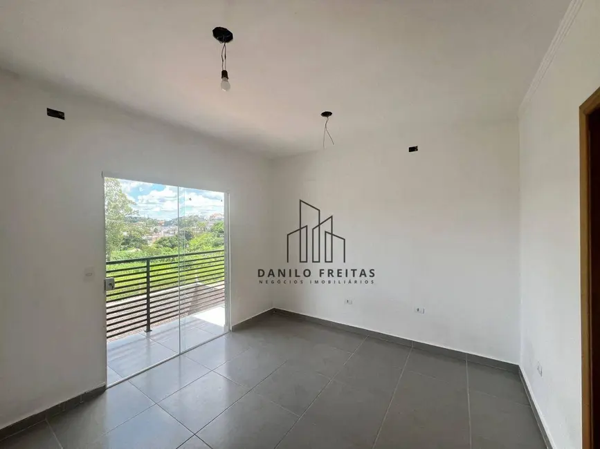Foto 4 de Casa com 2 quartos à venda, 140m2 em Atibaia - SP