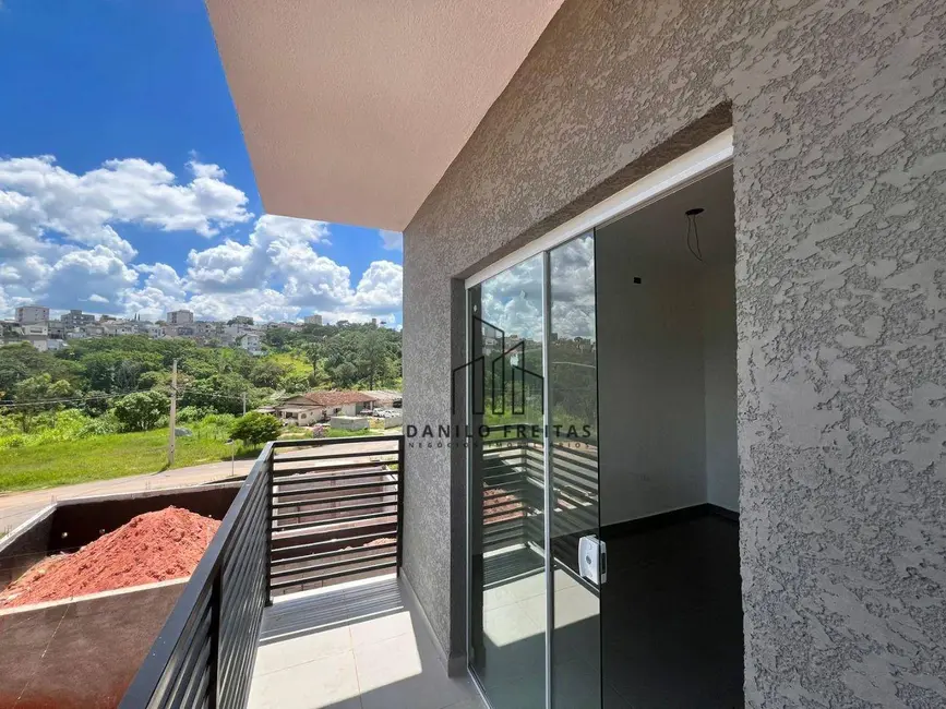 Foto 6 de Casa com 2 quartos à venda, 140m2 em Atibaia - SP