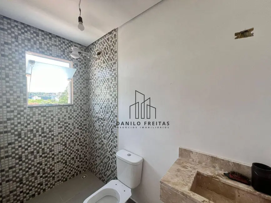 Foto 8 de Casa com 2 quartos à venda, 140m2 em Atibaia - SP