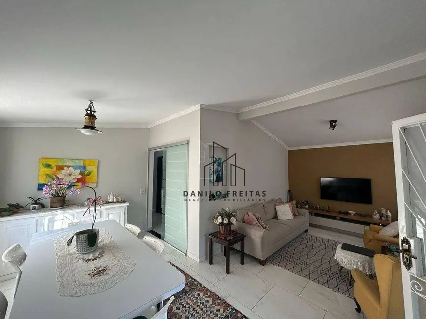 Foto 5 de Casa com 3 quartos à venda, 290m2 em Vila Helena, Atibaia - SP