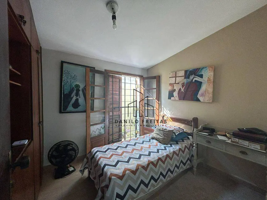 Foto 9 de Casa com 3 quartos à venda, 290m2 em Vila Helena, Atibaia - SP