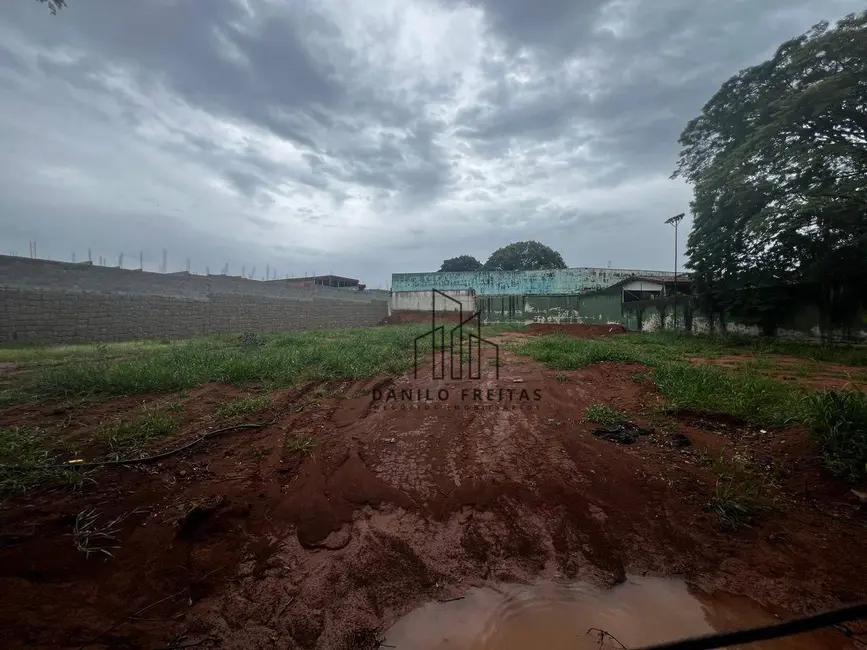 Foto 3 de Terreno / Lote à venda, 570m2 em Vila Santista, Atibaia - SP