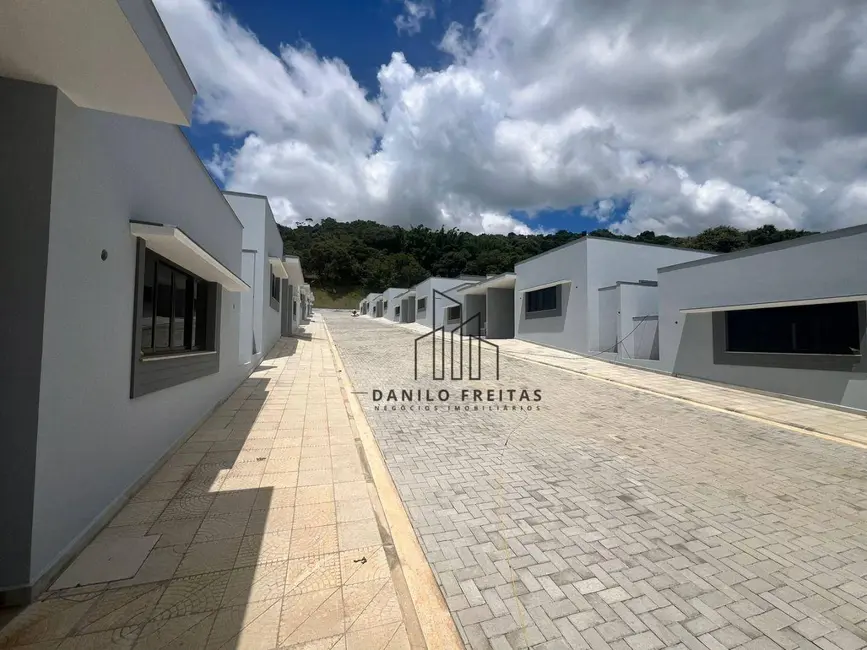 Foto 3 de Casa de Condomínio com 2 quartos à venda, 110m2 em Jardim Paraíso da Usina, Atibaia - SP