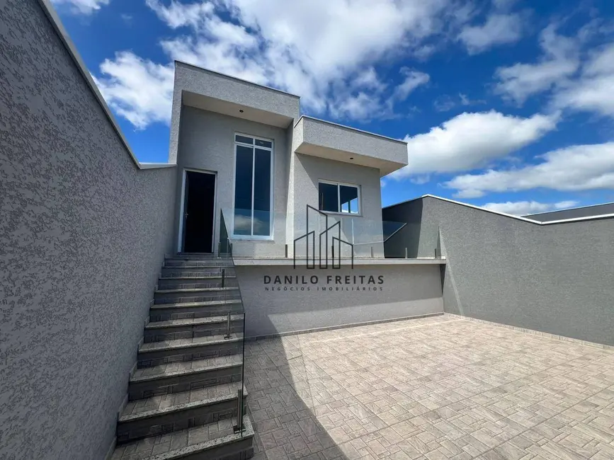 Casa com 3 quartos à venda, 175m2 em Atibaia - SP - imagem 1 Foto 1 de Casa com 3 quartos à venda, 175m2 em Atibaia - SP