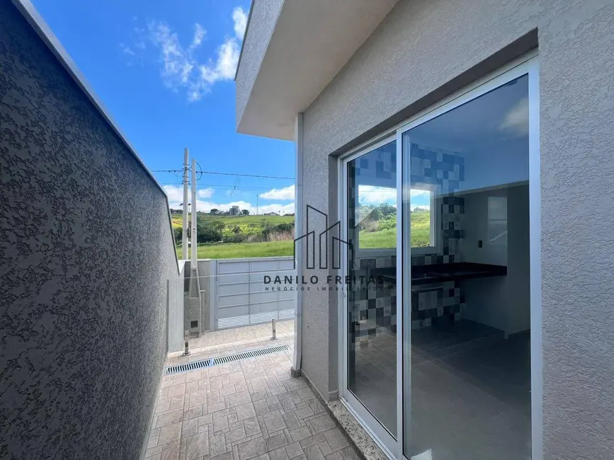 Casa com 3 quartos à venda, 175m2 em Atibaia - SP - imagem 3 Foto 3 de Casa com 3 quartos à venda, 175m2 em Atibaia - SP