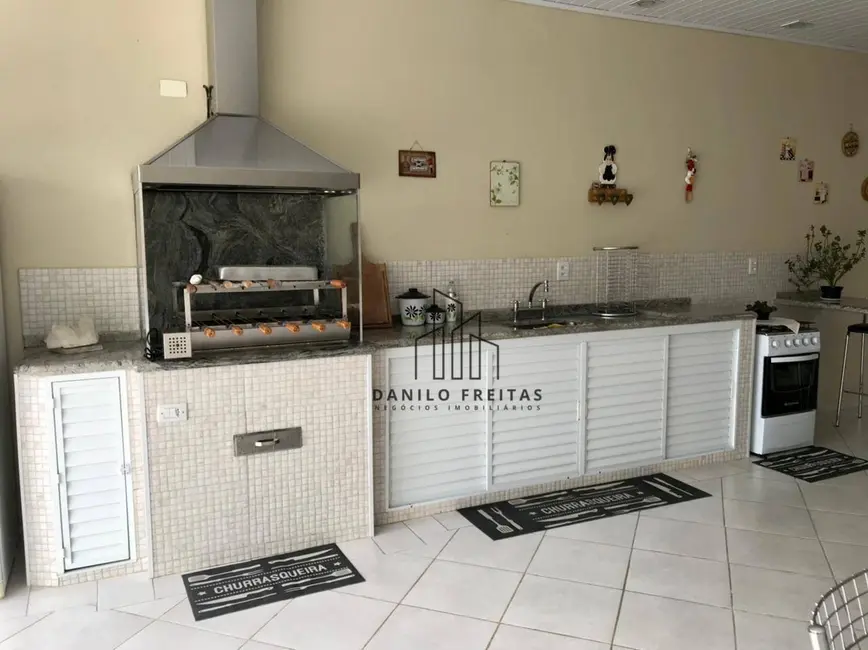 Foto 4 de Casa com 3 quartos à venda, 271m2 em Jardim Brogotá, Atibaia - SP