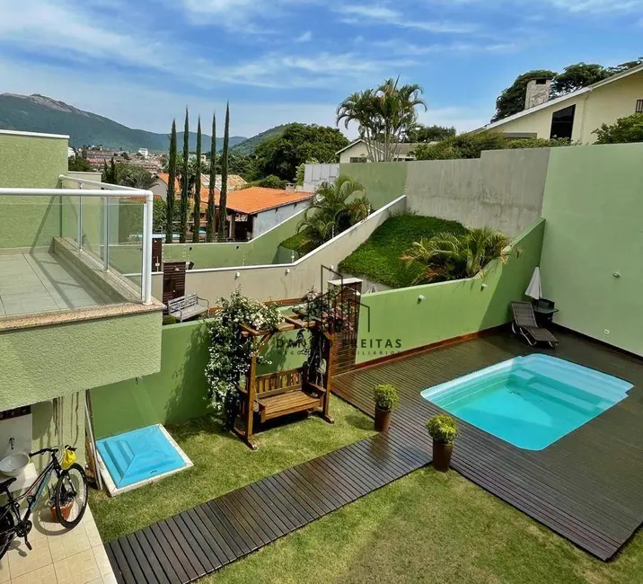 Foto 4 de Casa com 3 quartos à venda, 370m2 em Jardim Paulista, Atibaia - SP