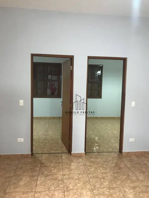 Foto 9 de Casa com 2 quartos à venda, 240m2 em Centro, Atibaia - SP