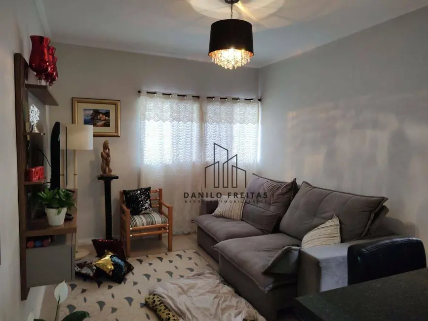 Casa com 3 quartos à venda, 150m2 em Jardim das Palmeiras, Atibaia - SP - imagem 4 Foto 4 de Casa com 3 quartos à venda, 150m2 em Jardim das Palmeiras, Atibaia - SP