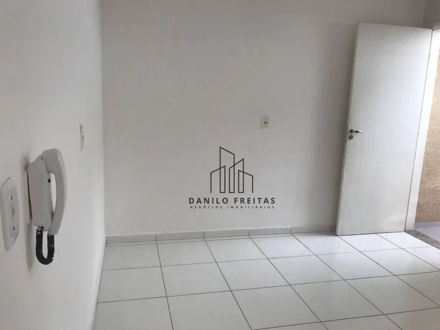 Foto 2 de Casa de Condomínio com 2 quartos à venda, 100m2 em Jardim Paulista, Atibaia - SP