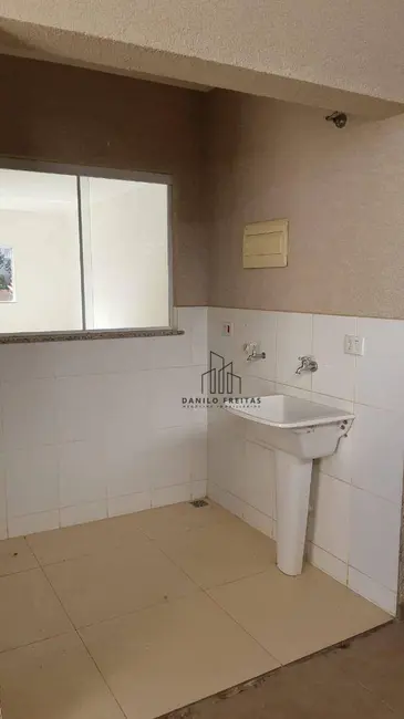 Foto 3 de Casa de Condomínio com 2 quartos à venda, 167m2 em Jardim Estância Brasil, Atibaia - SP