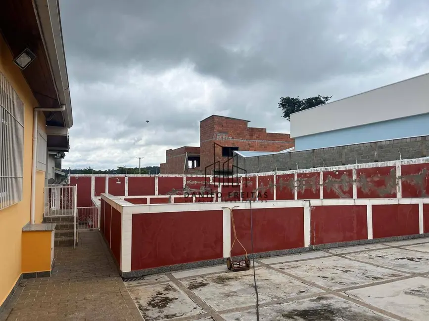 Foto 3 de Casa com 3 quartos à venda, 720m2 em Jardim dos Pinheiros, Atibaia - SP