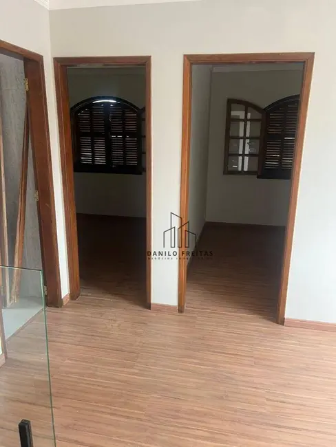 Foto 4 de Casa com 3 quartos à venda, 300m2 em Jardim Imperial, Atibaia - SP