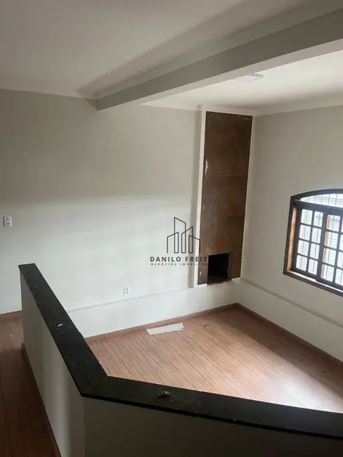 Foto 3 de Casa com 3 quartos à venda, 300m2 em Jardim Imperial, Atibaia - SP