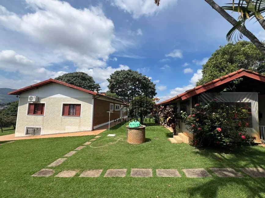 Foto 4 de Chácara com 4 quartos à venda, 2118m2 em Jardim do Lago, Atibaia - SP