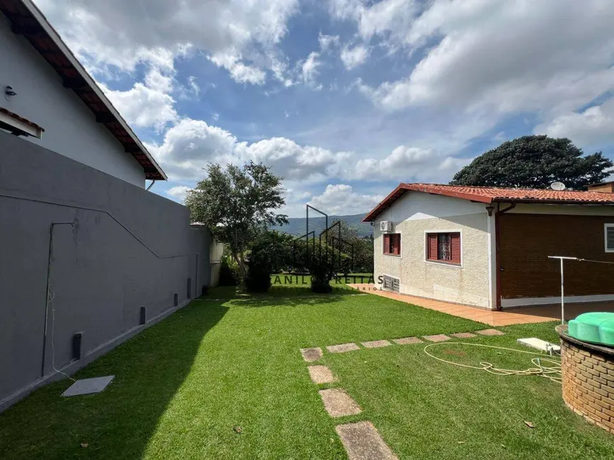 Foto 5 de Chácara com 4 quartos à venda, 2118m2 em Jardim do Lago, Atibaia - SP