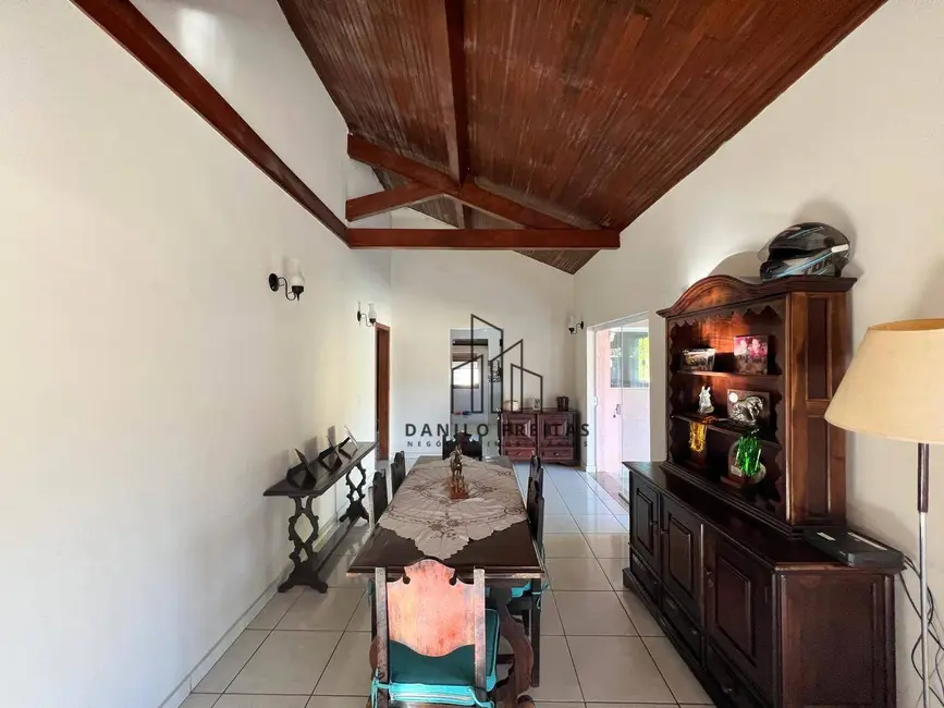 Foto 2 de Casa com 3 quartos à venda, 424m2 em Retiro das Fontes, Atibaia - SP