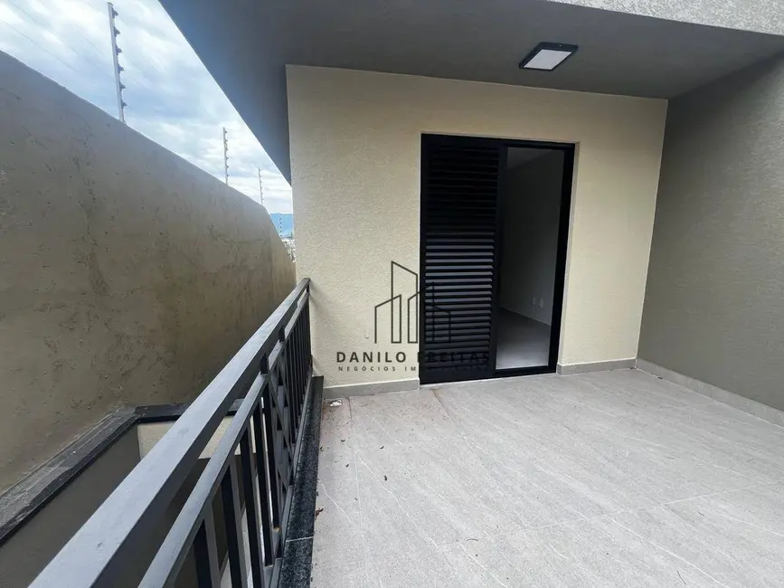 Foto 4 de Casa com 3 quartos à venda, 175m2 em Jardim do Lago, Atibaia - SP