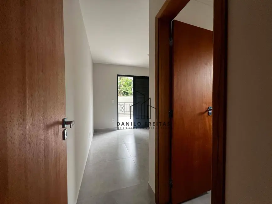 Foto 9 de Casa com 3 quartos à venda, 175m2 em Jardim do Lago, Atibaia - SP