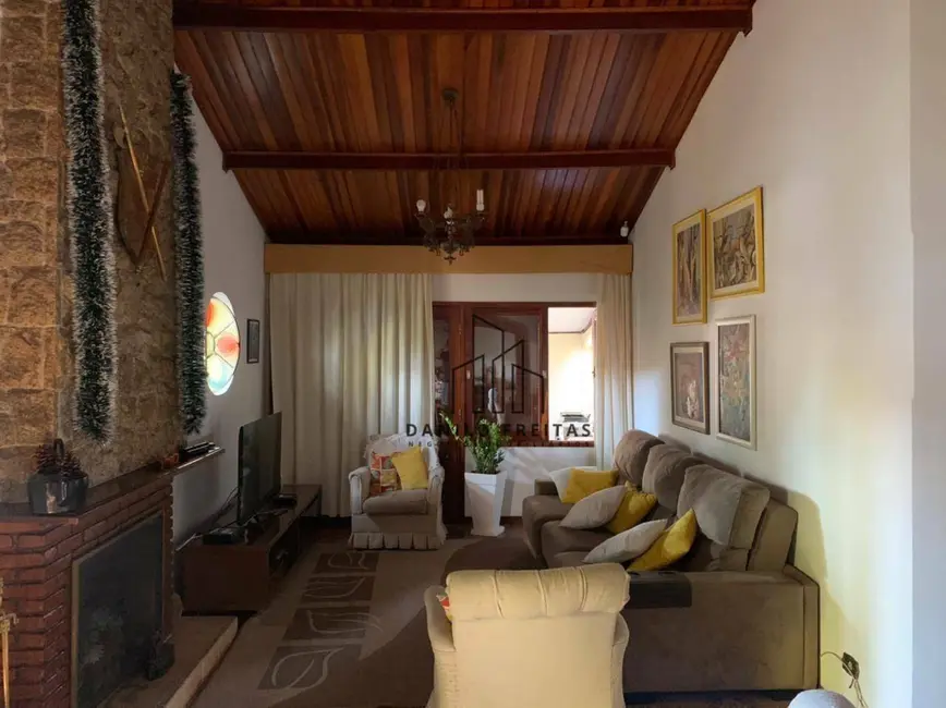 Foto 3 de Casa com 6 quartos à venda, 890m2 em Nova Gardênia, Atibaia - SP