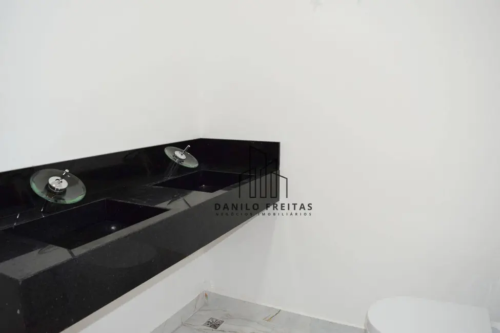 Foto 5 de Casa de Condomínio com 3 quartos à venda, 800m2 em Atibaia - SP