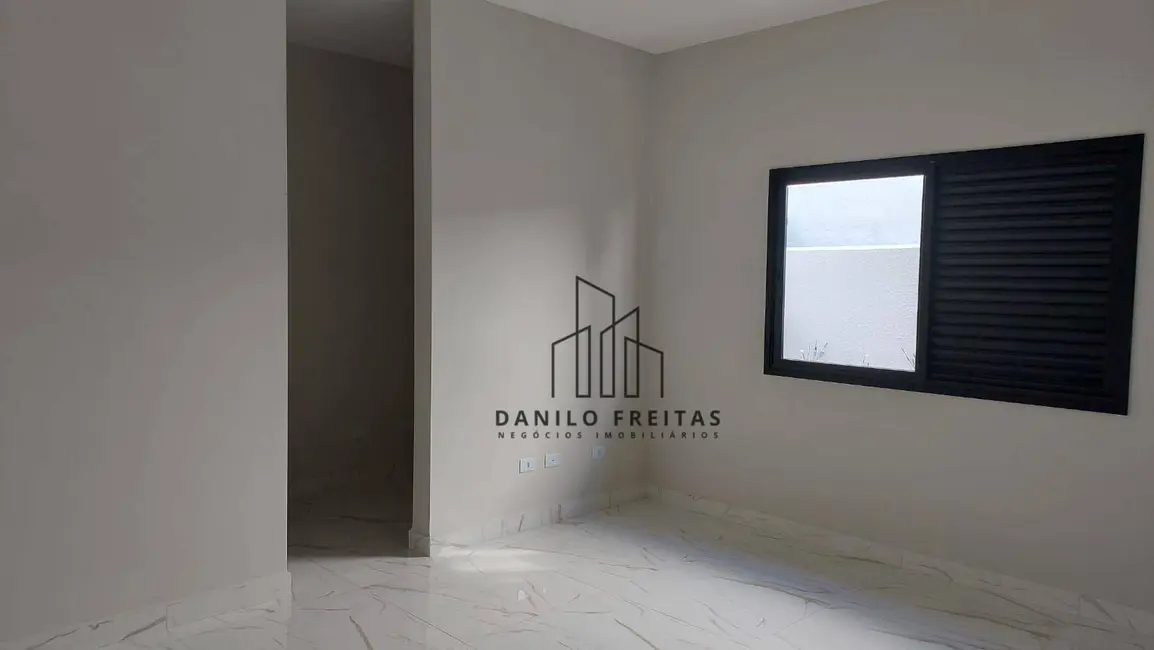 Casa de Condomínio com 3 quartos à venda, 670m2 em Condomínio Residencial Shamballa III, Atibaia - SP - imagem 4 Foto 4 de Casa de Condomínio com 3 quartos à venda, 670m2 em Condomínio Residencial Shamballa III, Atibaia - SP