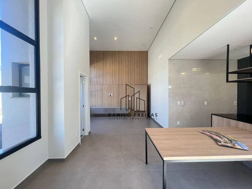 Casa de Condomínio com 3 quartos à venda, 253m2 em Atibaia - SP - imagem 3 Foto 3 de Casa de Condomínio com 3 quartos à venda, 253m2 em Atibaia - SP