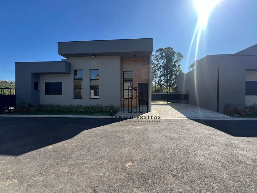 Casa de Condomínio com 3 quartos à venda, 253m2 em Atibaia - SP - imagem 1 Foto 1 de Casa de Condomínio com 3 quartos à venda, 253m2 em Atibaia - SP