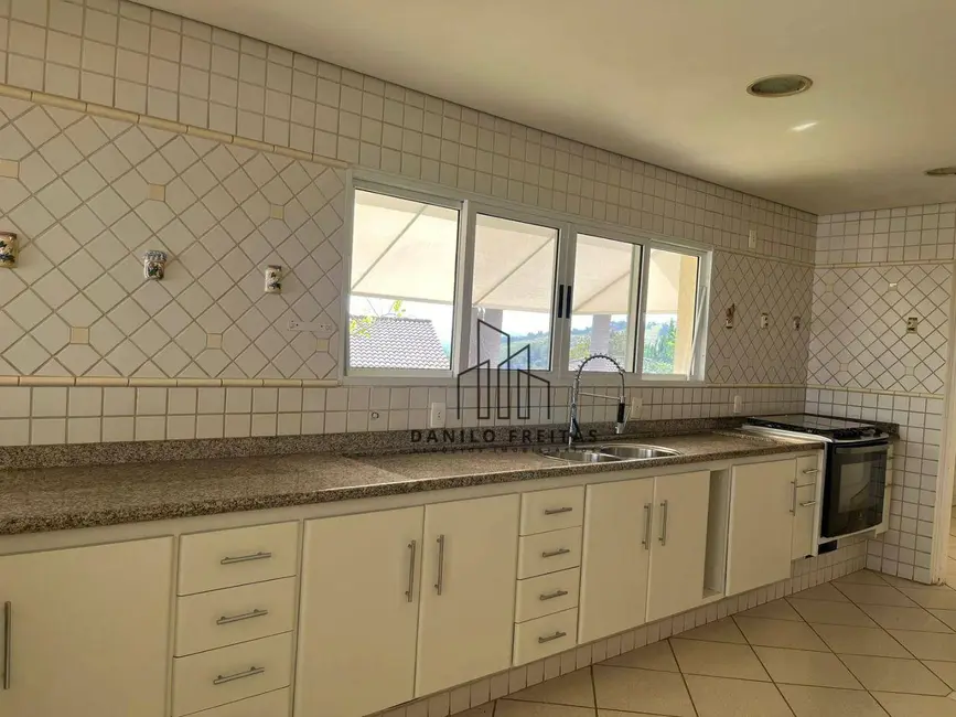 Casa de Condomínio com 5 quartos à venda, 1084m2 em Atibaia - SP - imagem 2 Foto 2 de Casa de Condomínio com 5 quartos à venda, 1084m2 em Atibaia - SP