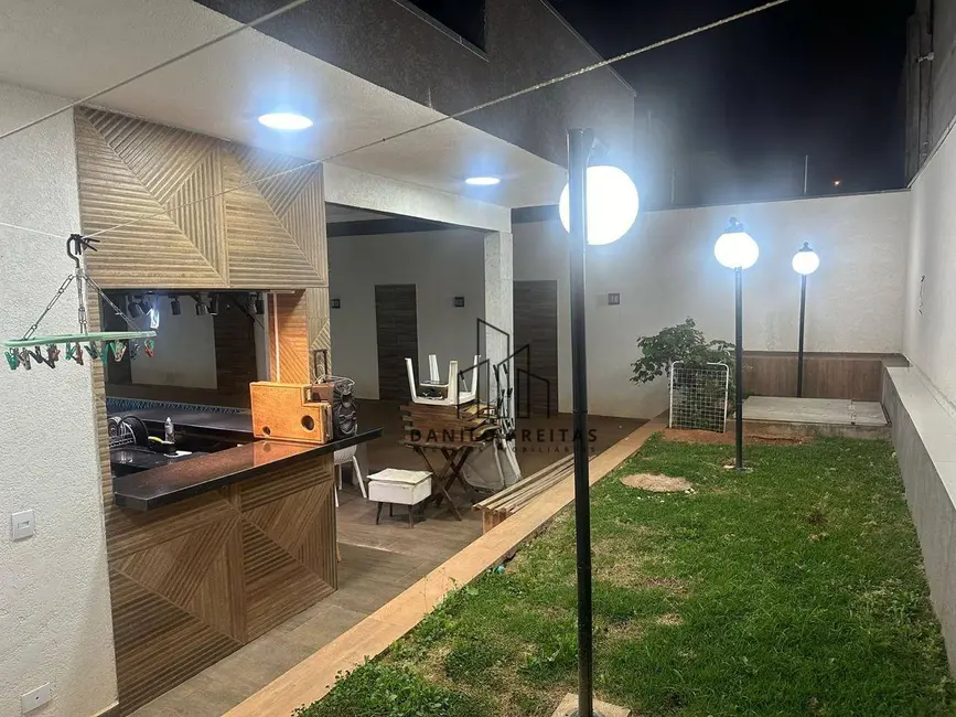 Foto 6 de Casa com 3 quartos à venda, 384m2 em Atibaia - SP