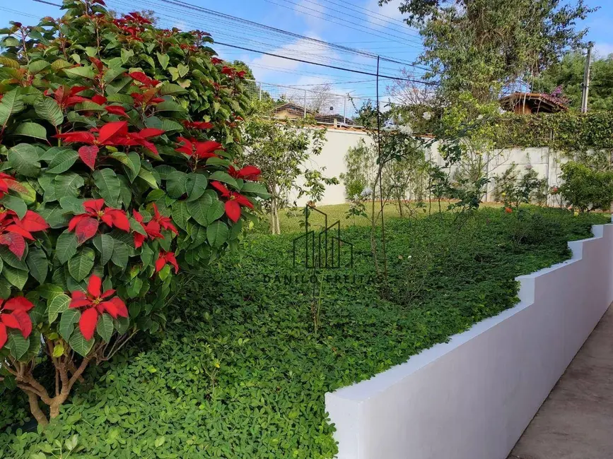 Foto 2 de Chácara com 5 quartos à venda, 1000m2 em Jardim Estância Brasil, Atibaia - SP