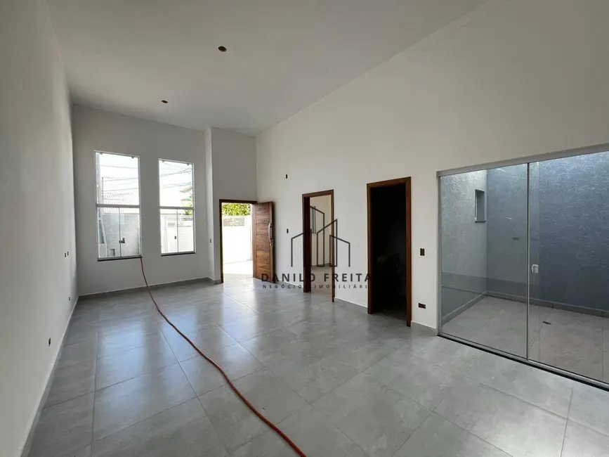 Foto 9 de Casa com 3 quartos à venda, 175m2 em Nova Cerejeira, Atibaia - SP