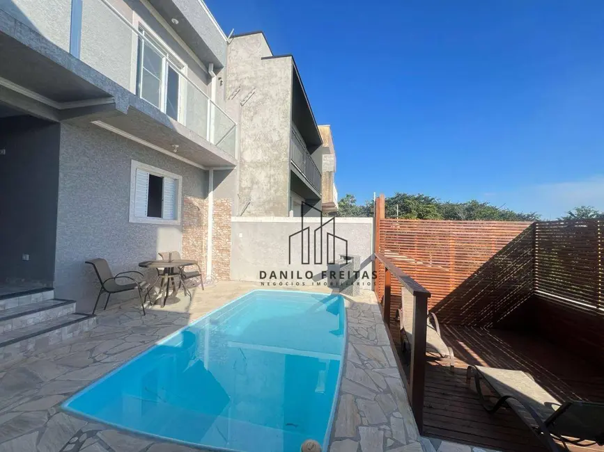 Foto 8 de Casa com 3 quartos à venda, 175m2 em Nova Cerejeira, Atibaia - SP